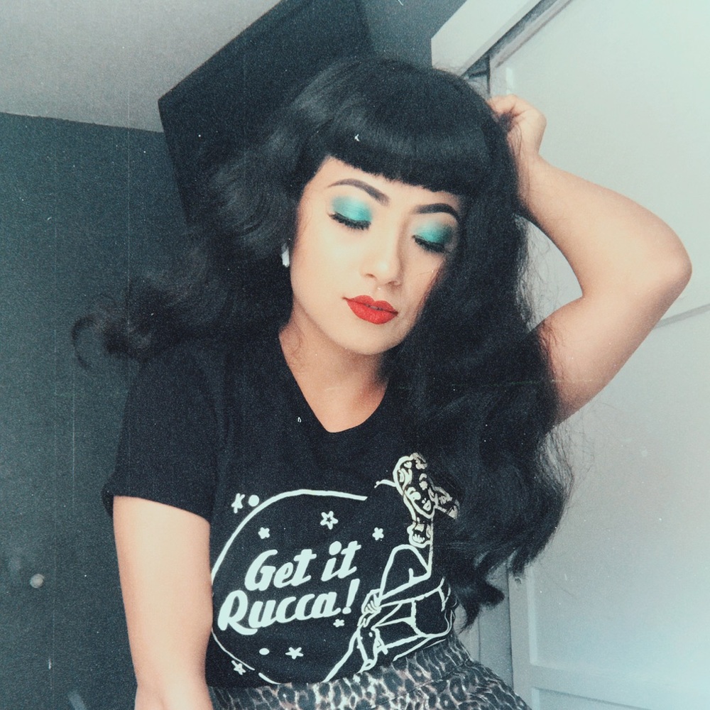 Meet your Posher, Miriam